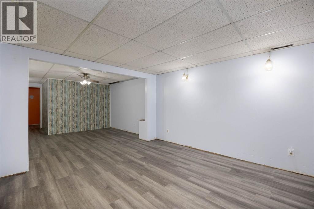 2 Moberly Crescent - 14