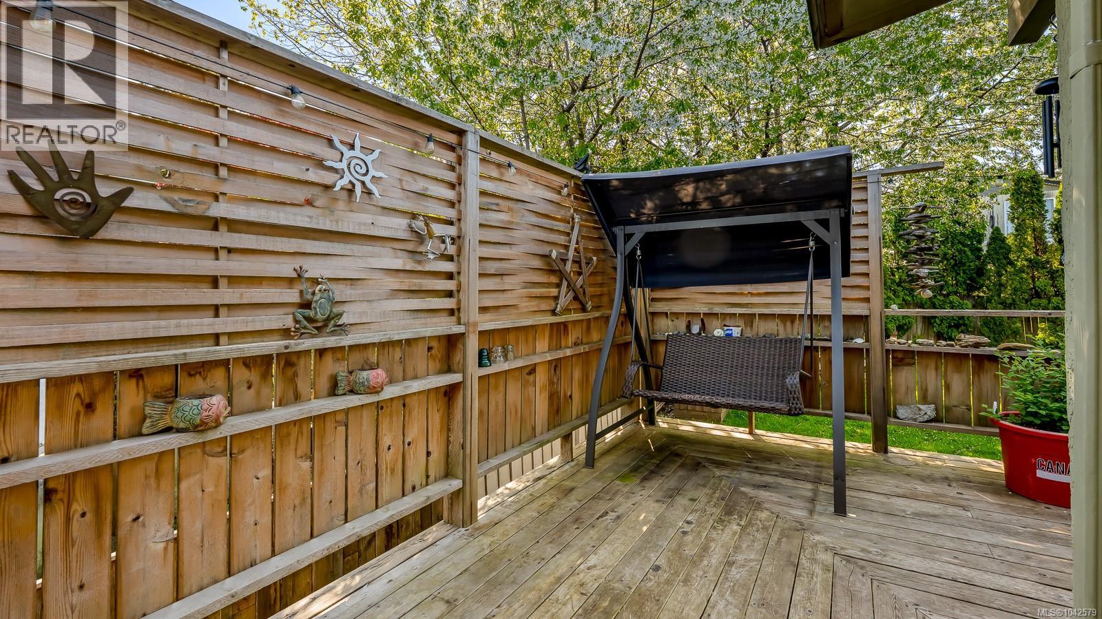 1068 Ruby Rd - 35