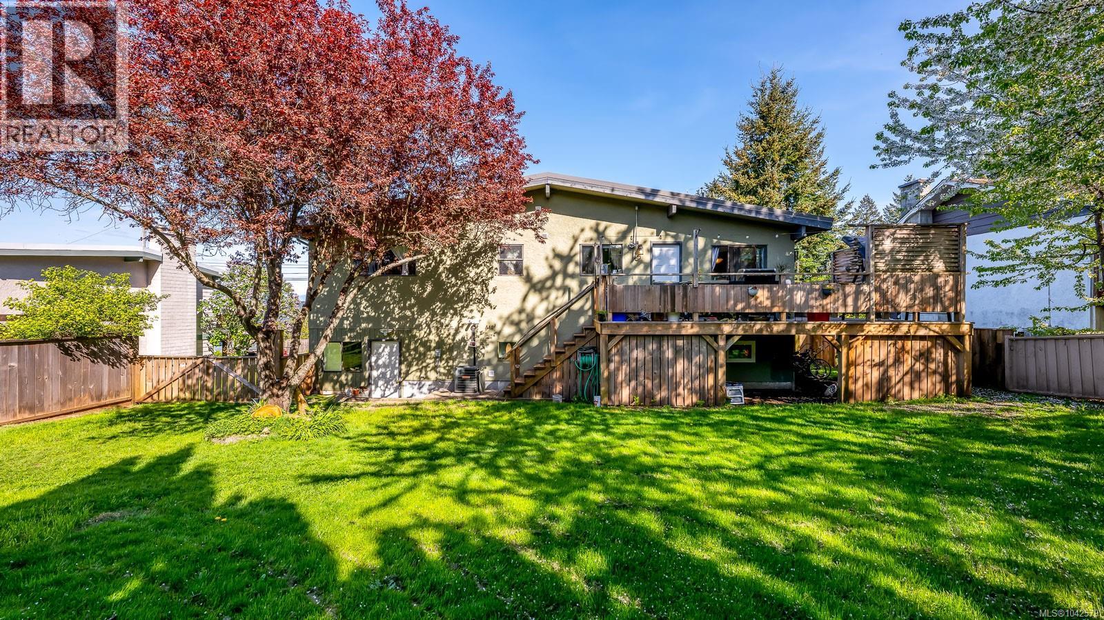 1068 Ruby Rd - 37