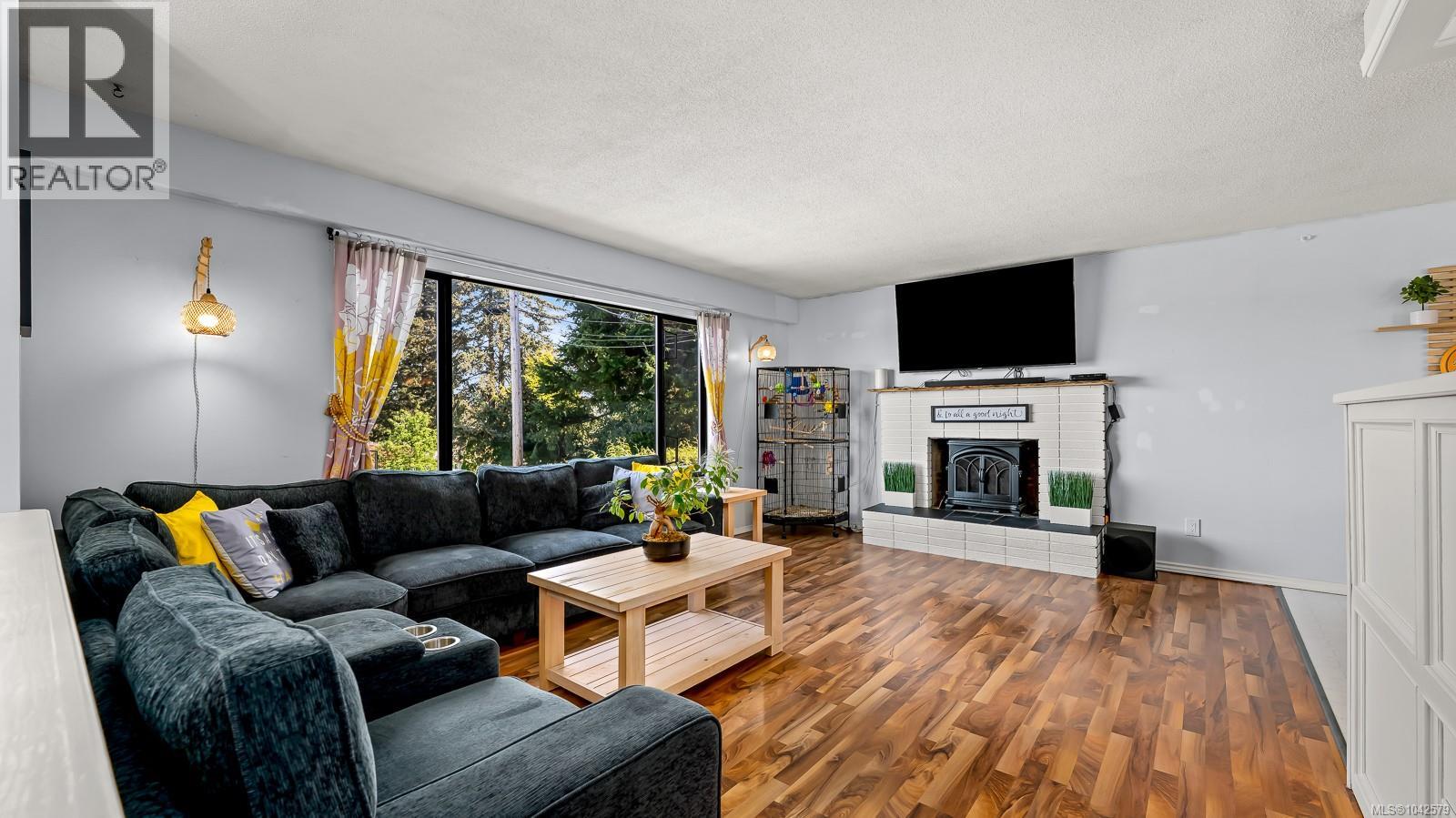 1068 Ruby Rd - 5