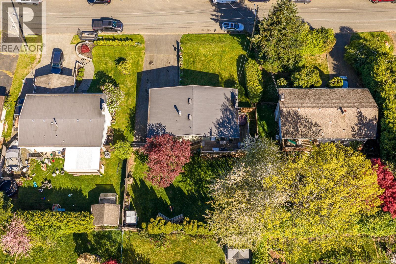 1068 Ruby Rd - Image 54