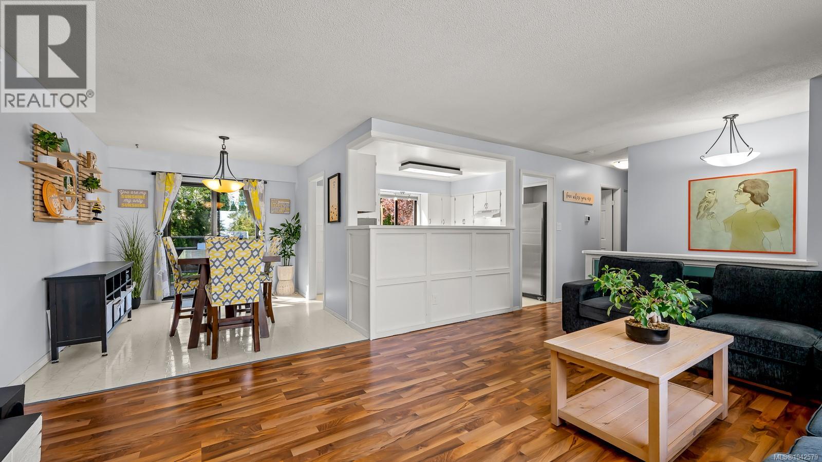 1068 Ruby Rd - Image 8