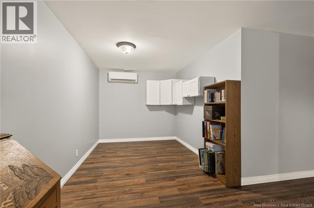 545 Centrale Street - 33