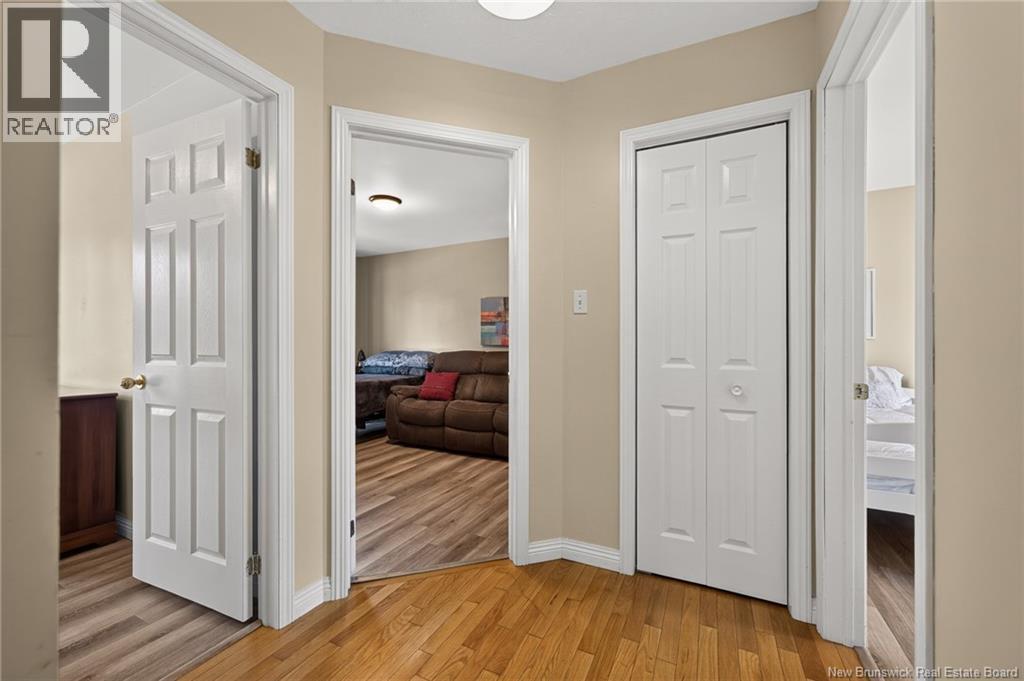 545 Centrale Street - 19