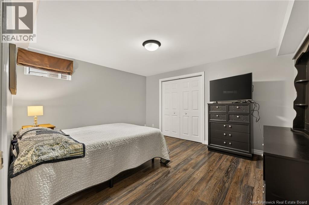 545 Centrale Street - Image 36
