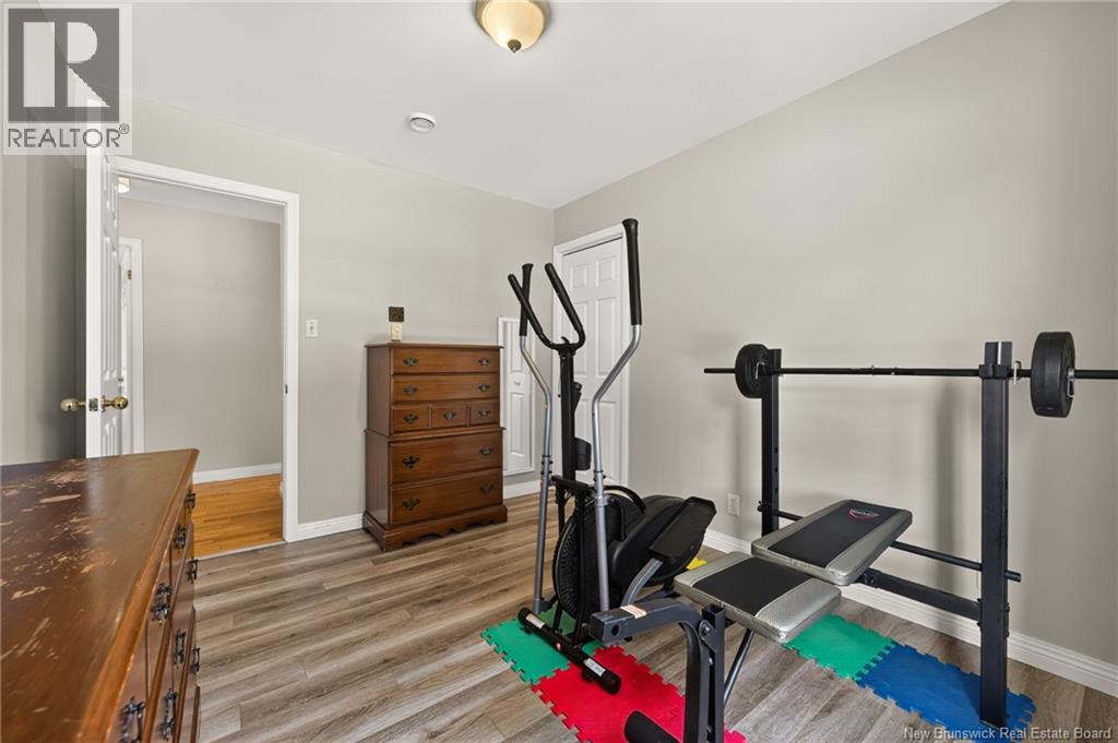 545 Centrale Street - 25