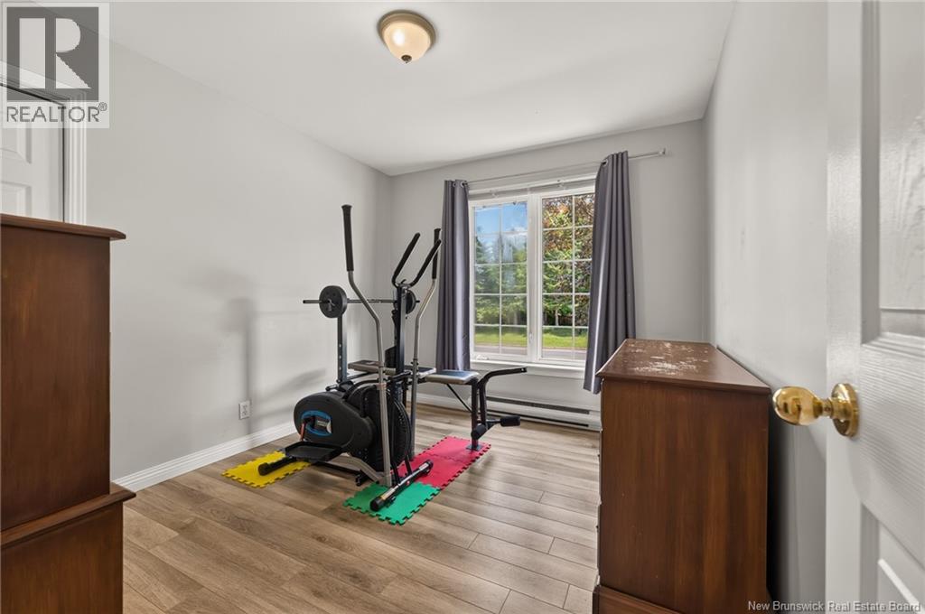 545 Centrale Street - Image 24