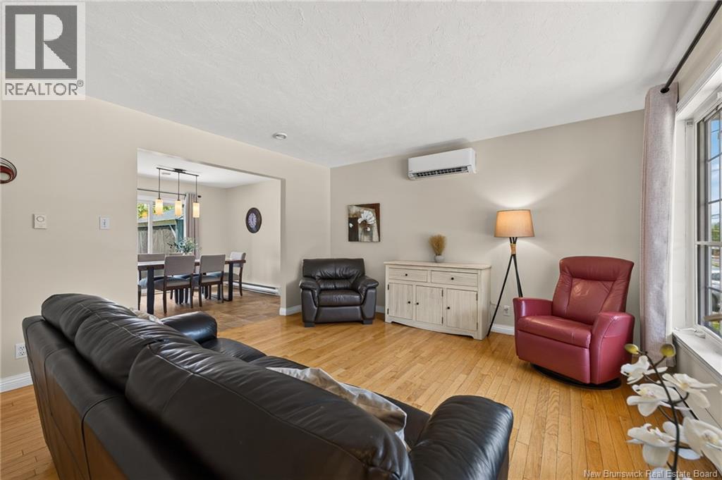 545 Centrale Street - 7