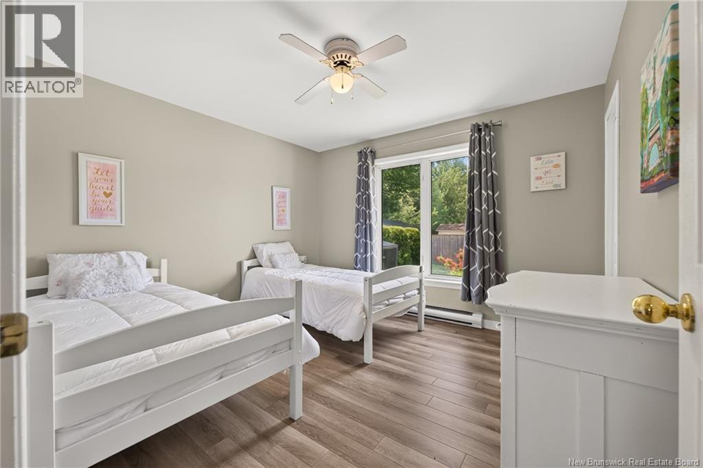 545 Centrale Street - 22