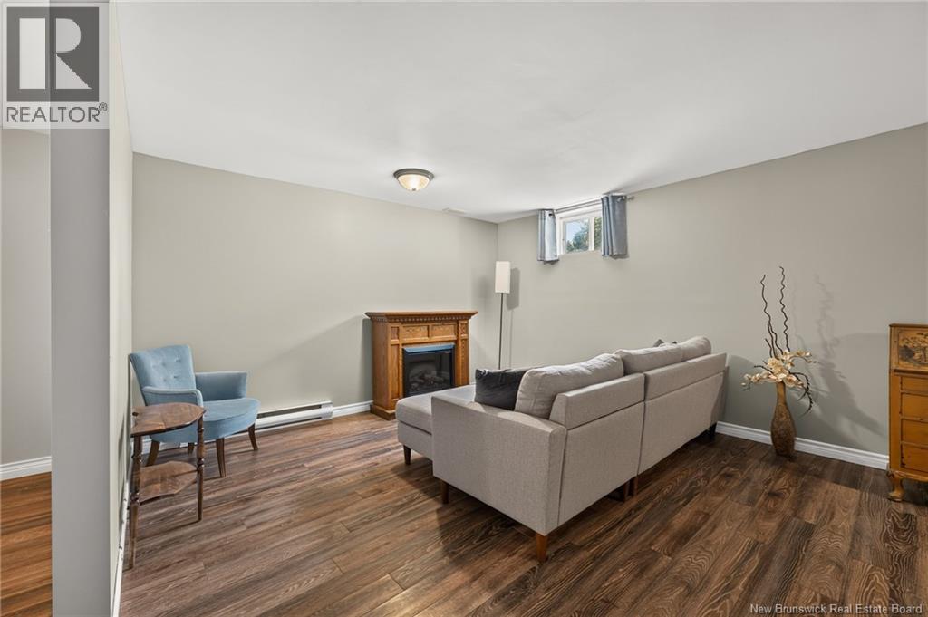 545 Centrale Street - Image 29