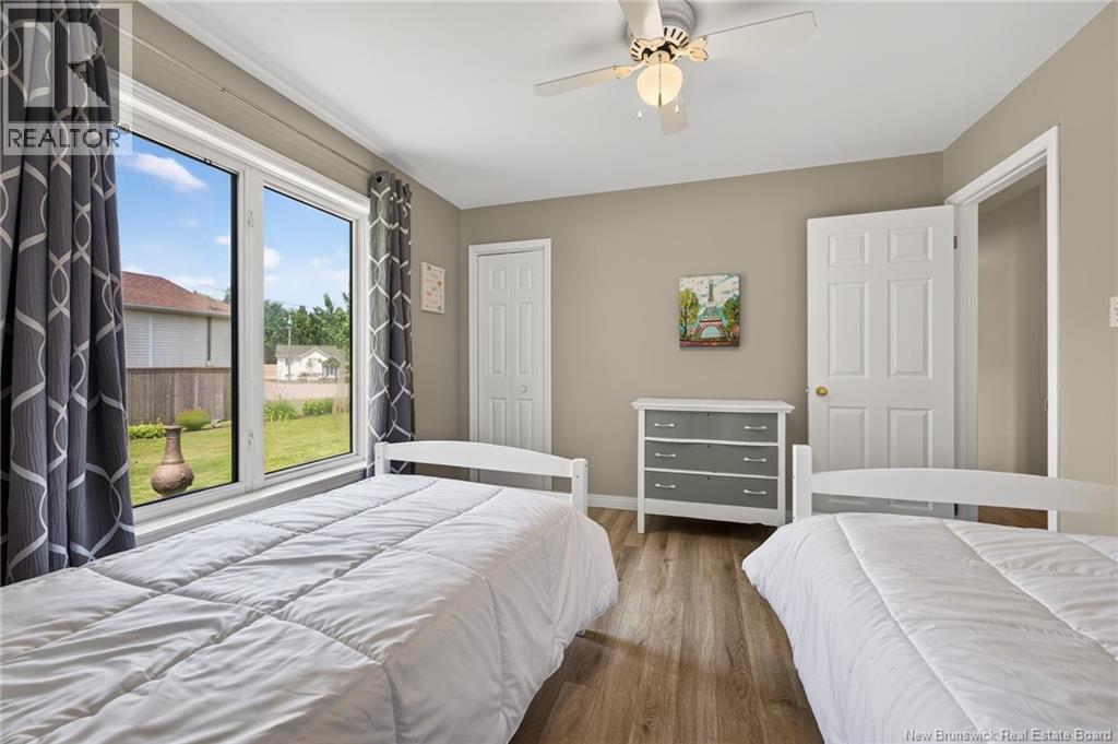 545 Centrale Street - Image 23