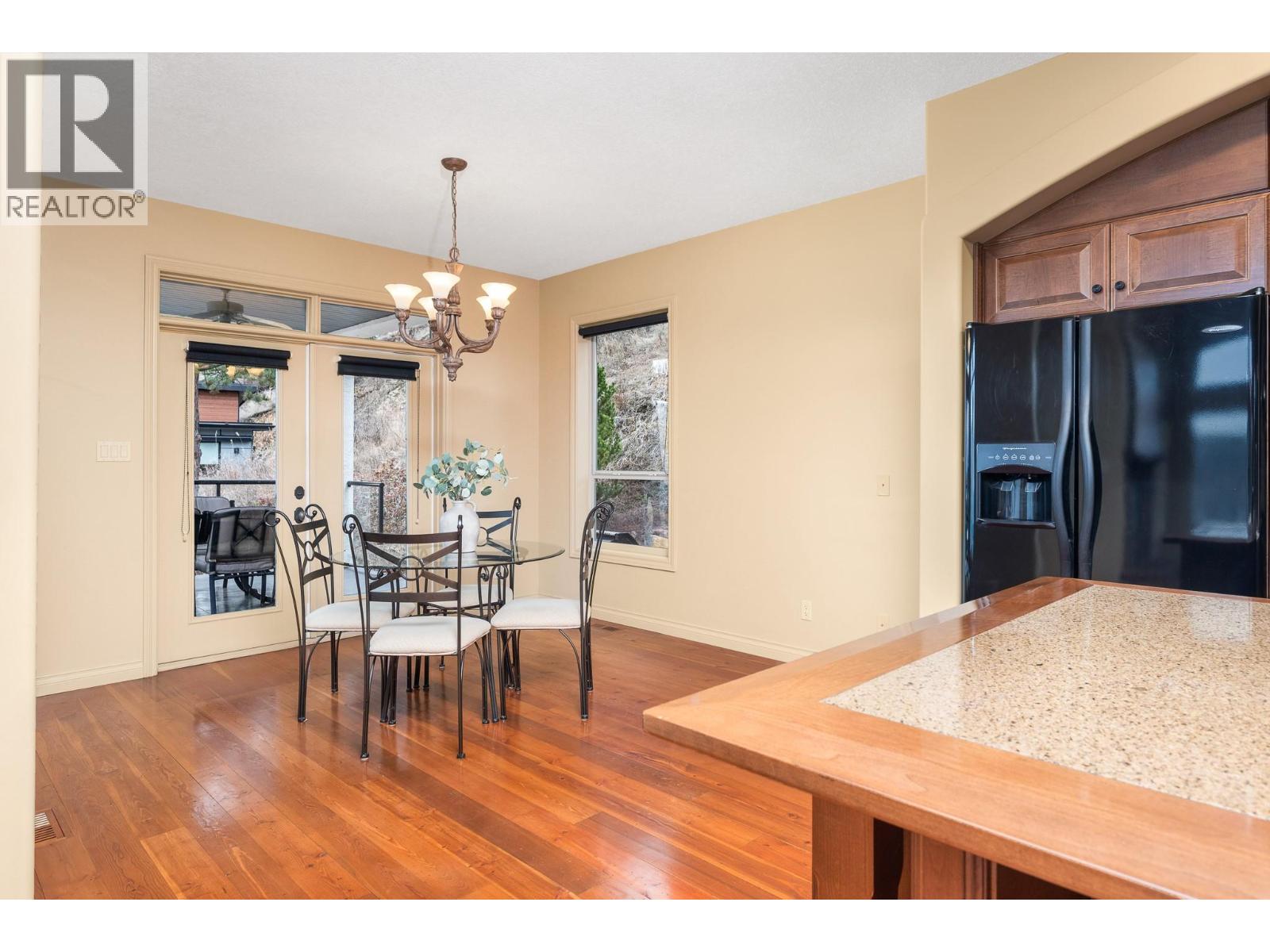 200 Melrose Court - 18