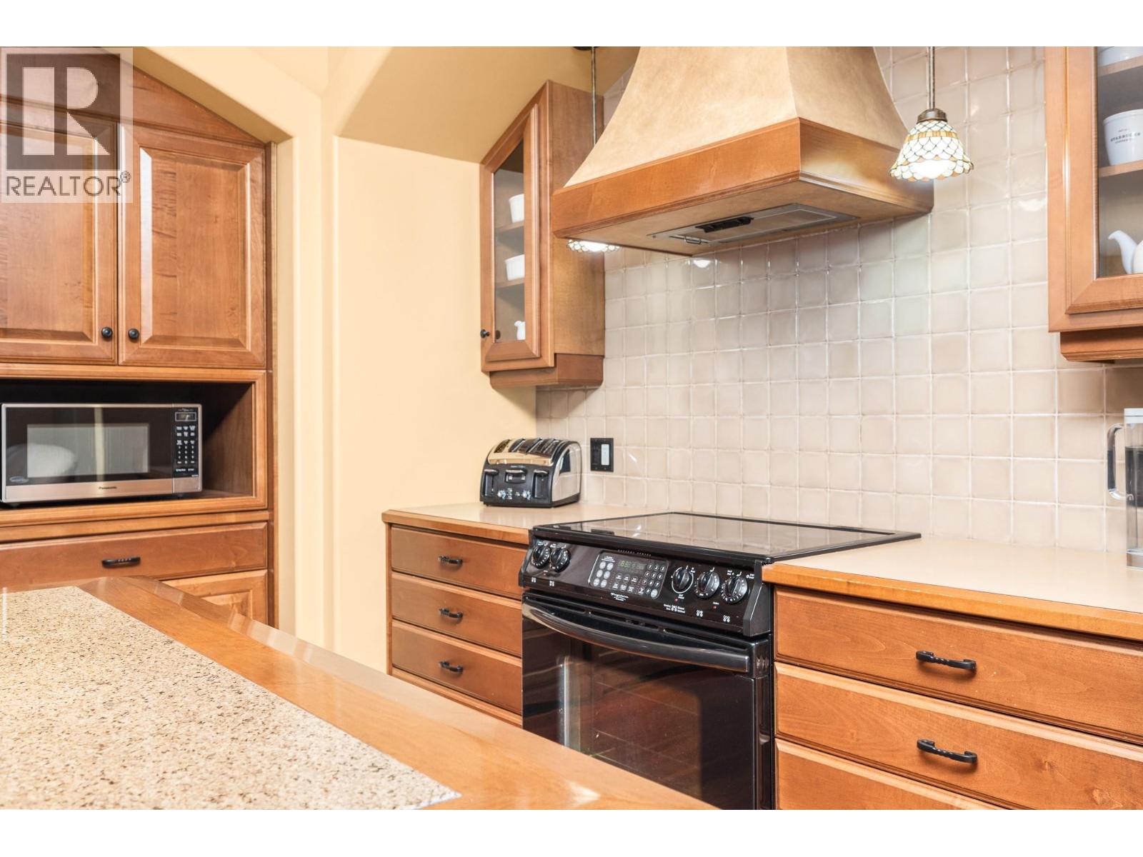 200 Melrose Court - 17