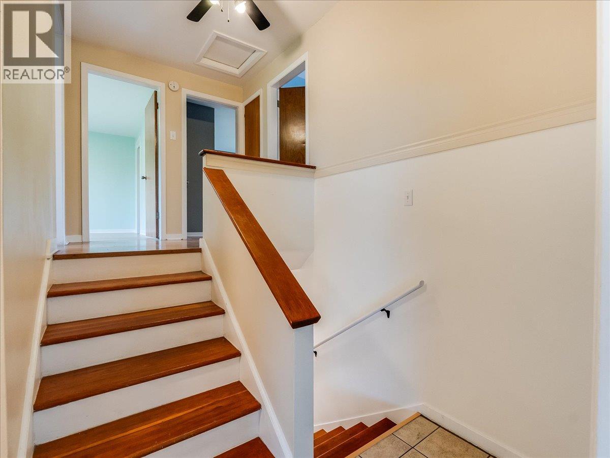 806 10th Street - 25