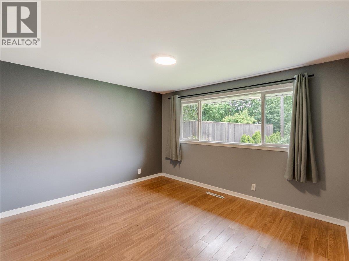 806 10th Street - 16