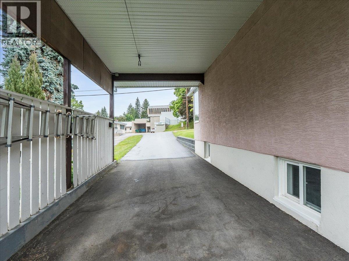 806 10th Street - 45