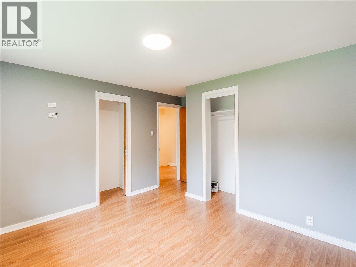 806 10th Street - 18