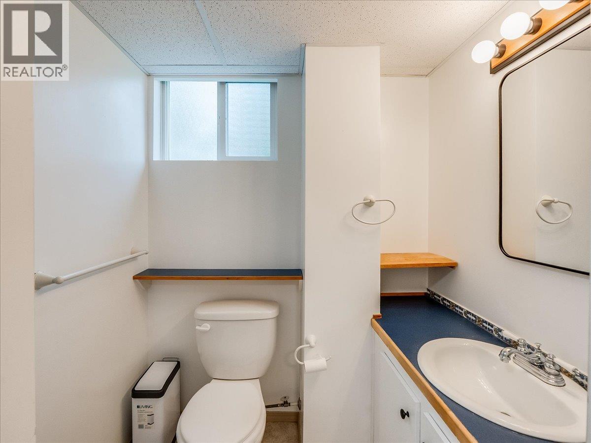 806 10th Street - 30