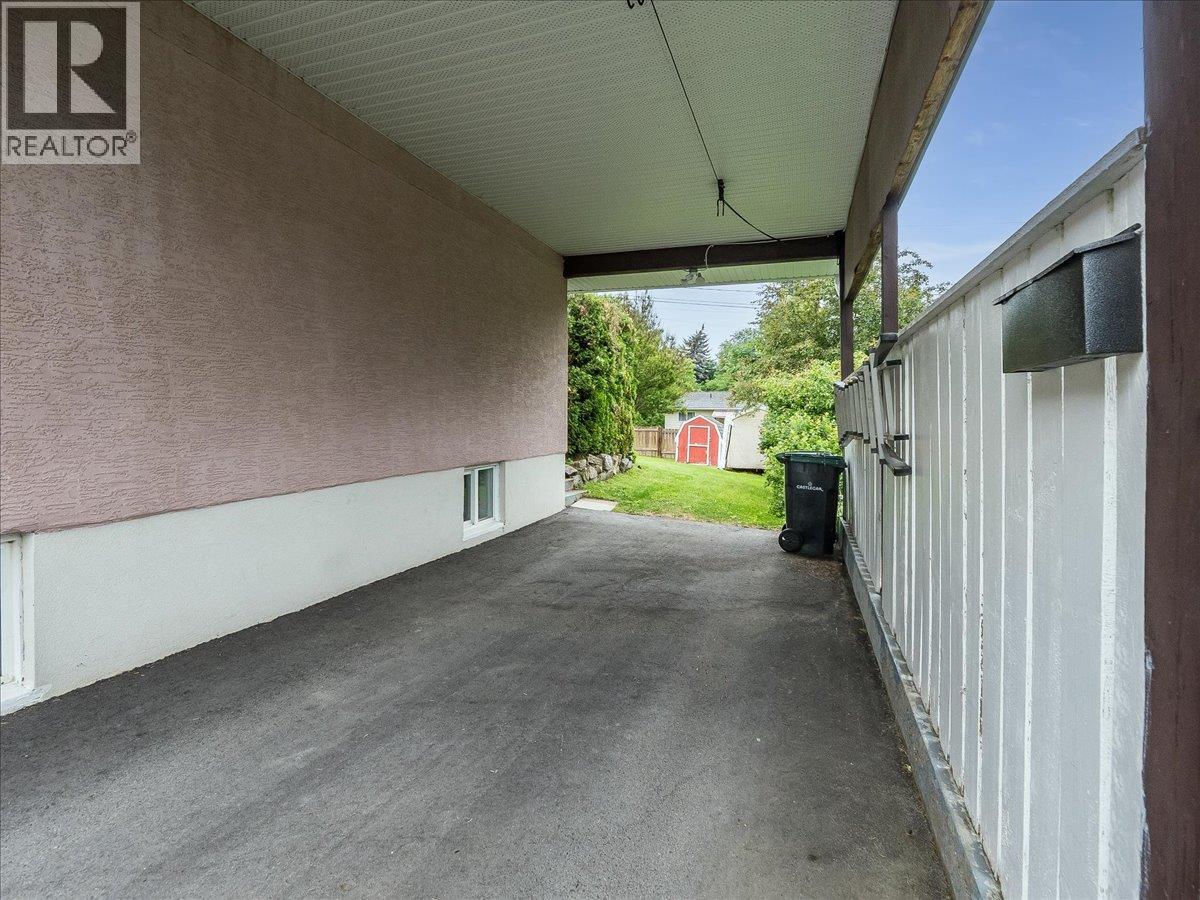 806 10th Street - 44