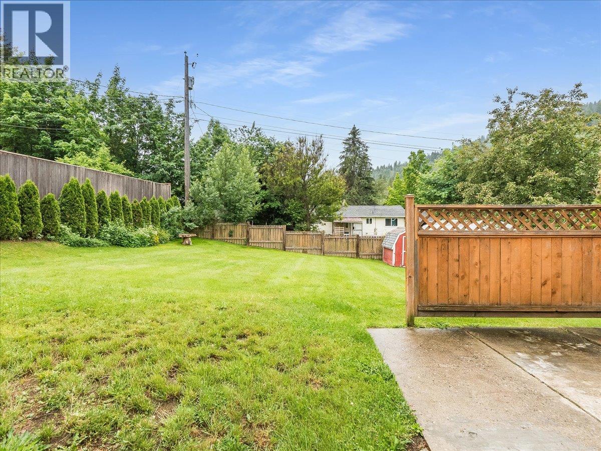 806 10th Street - 47