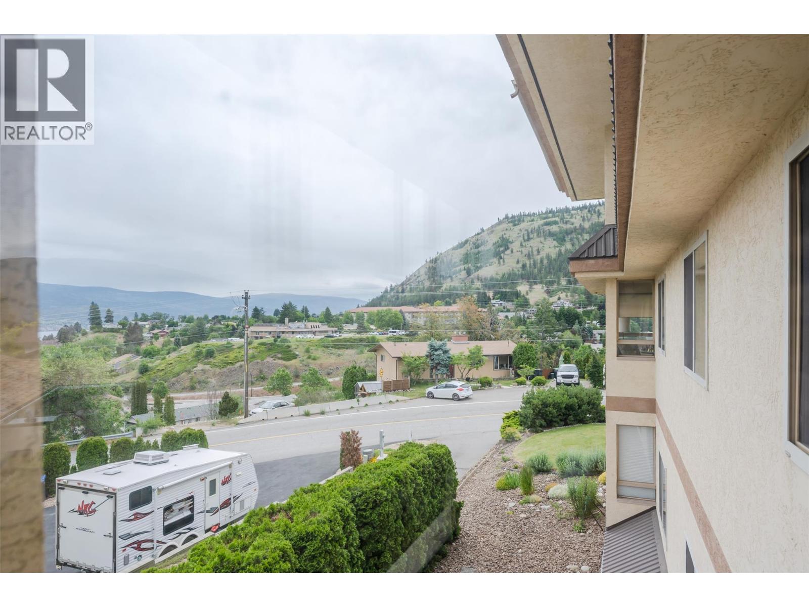 #203 8416 Jubilee Road - 26