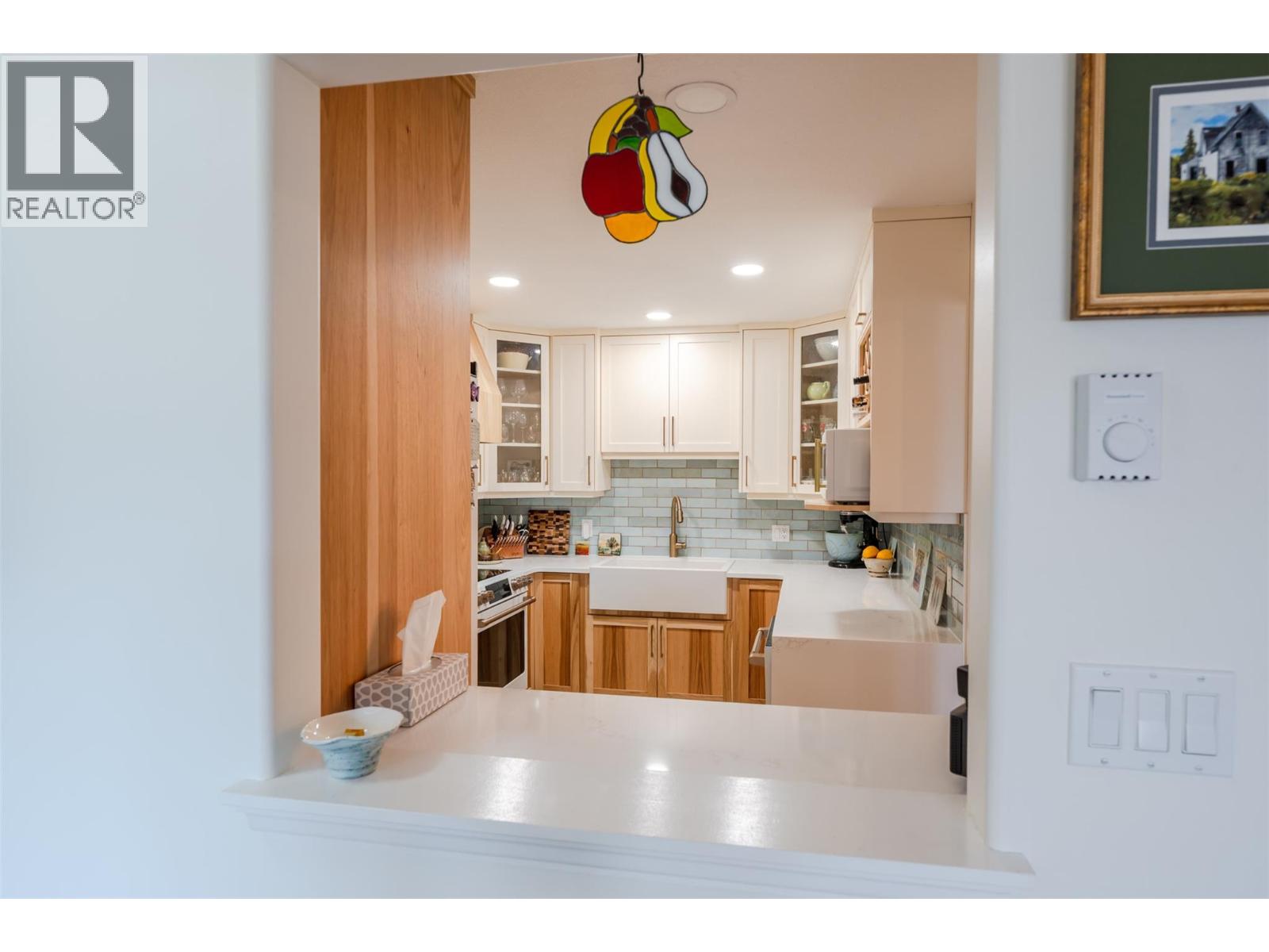 #203 8416 Jubilee Road - 28