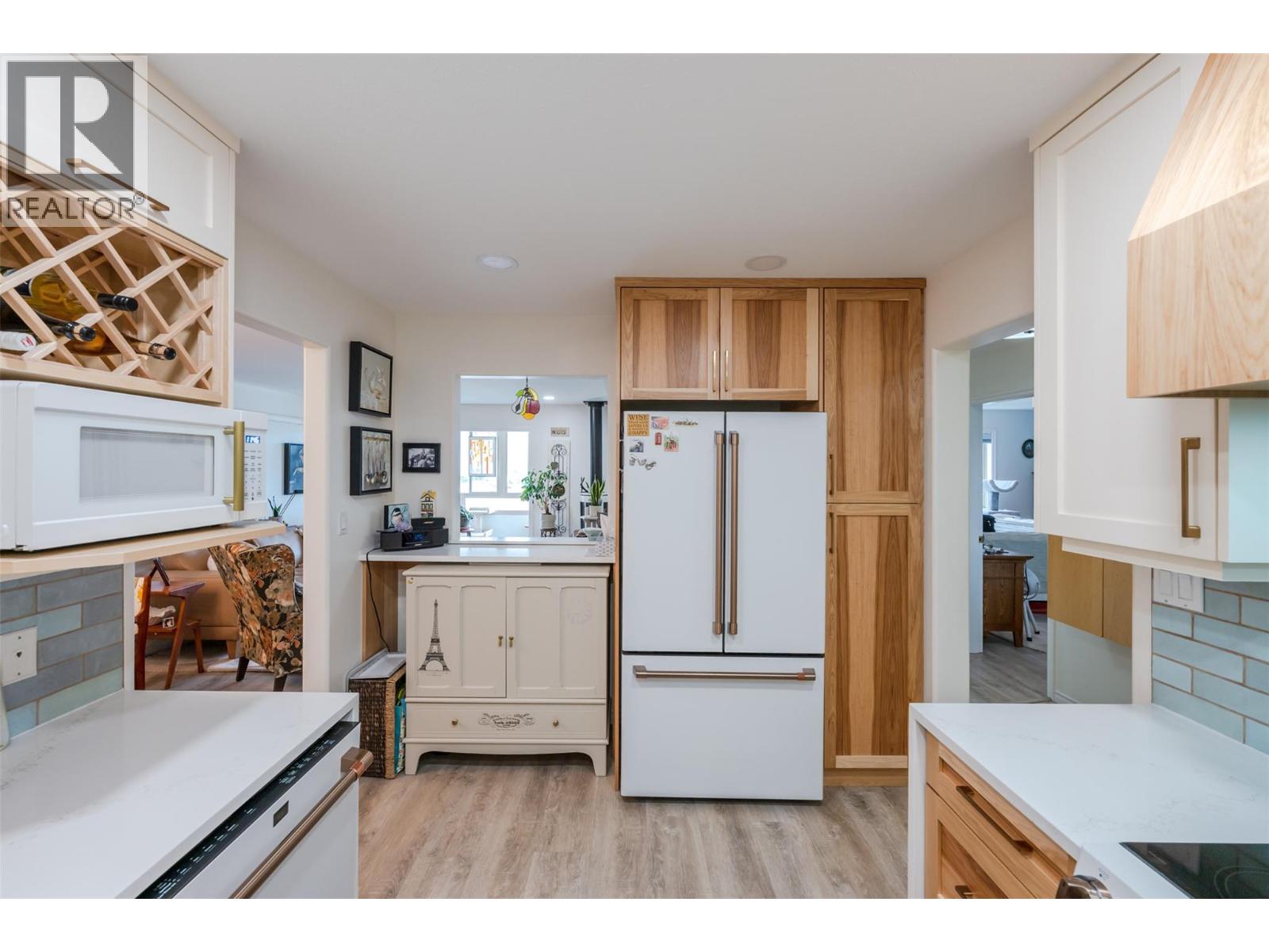 #203 8416 Jubilee Road - 15