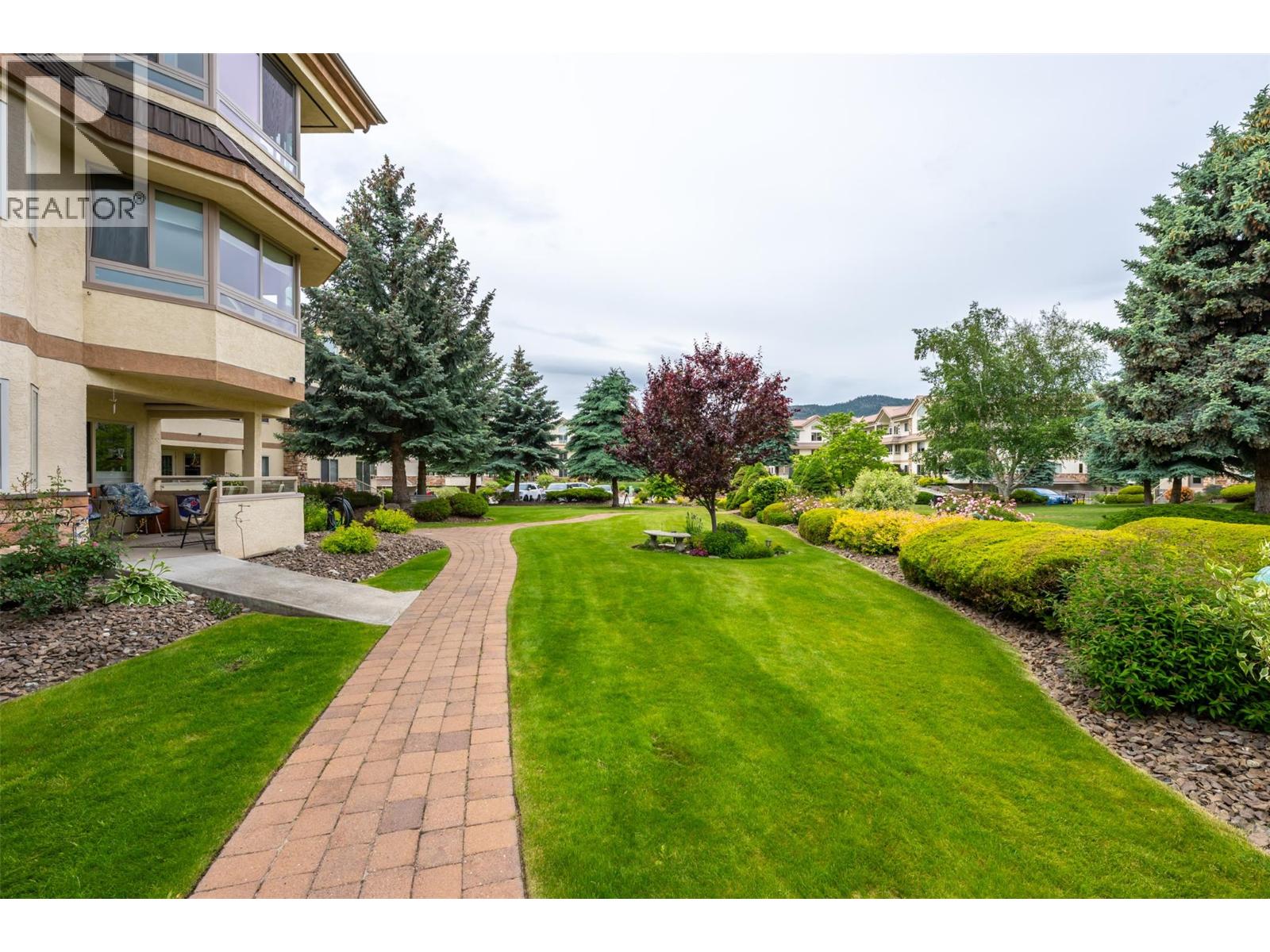 #203 8416 Jubilee Road - 43