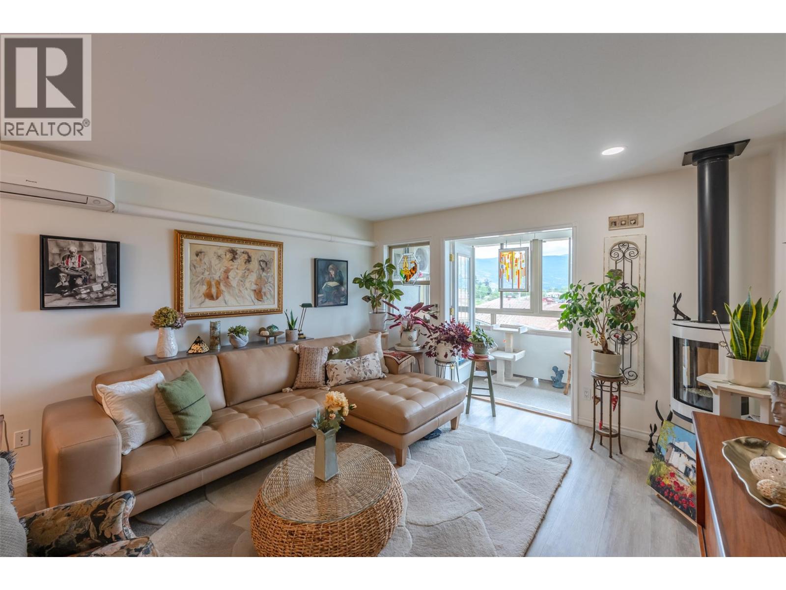 #203 8416 Jubilee Road - 2