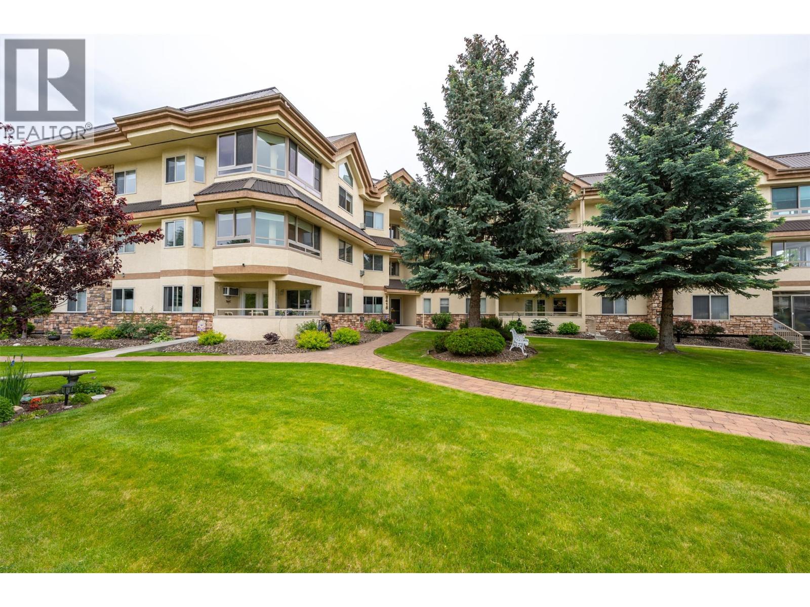 #203 8416 Jubilee Road - 39