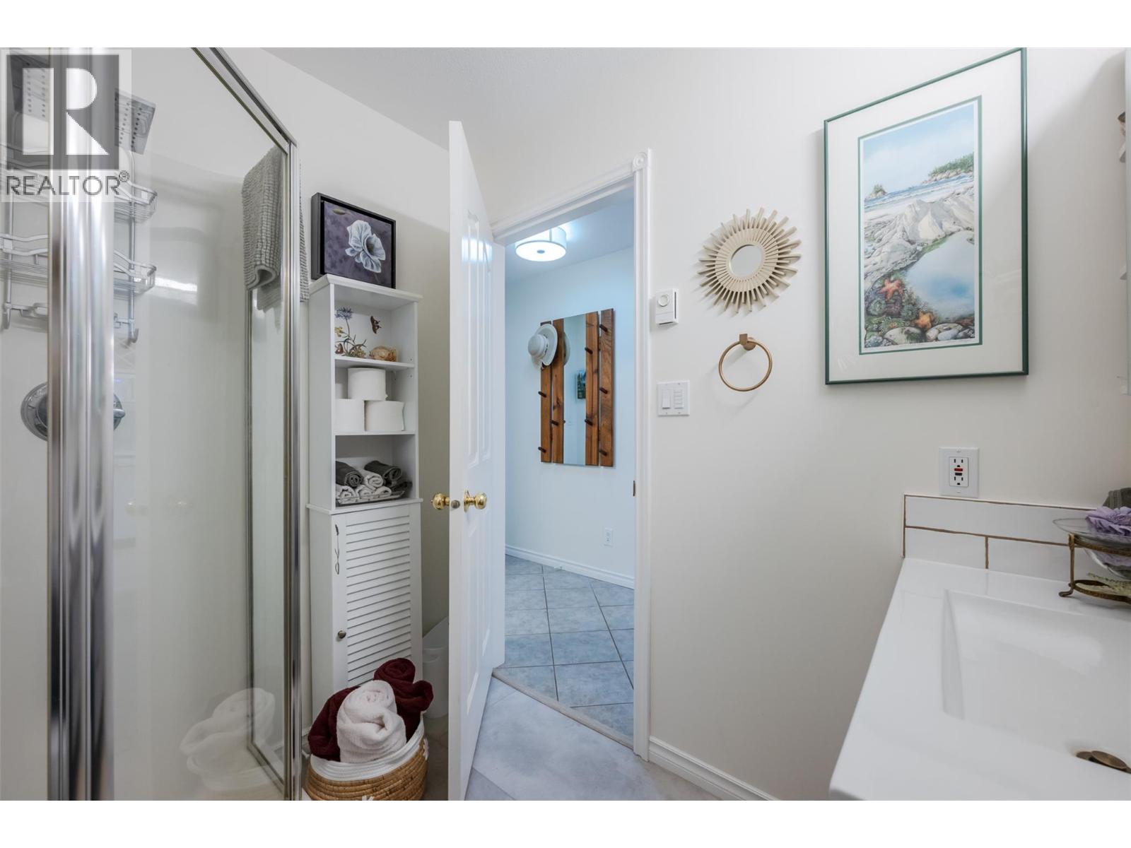 #203 8416 Jubilee Road - 25