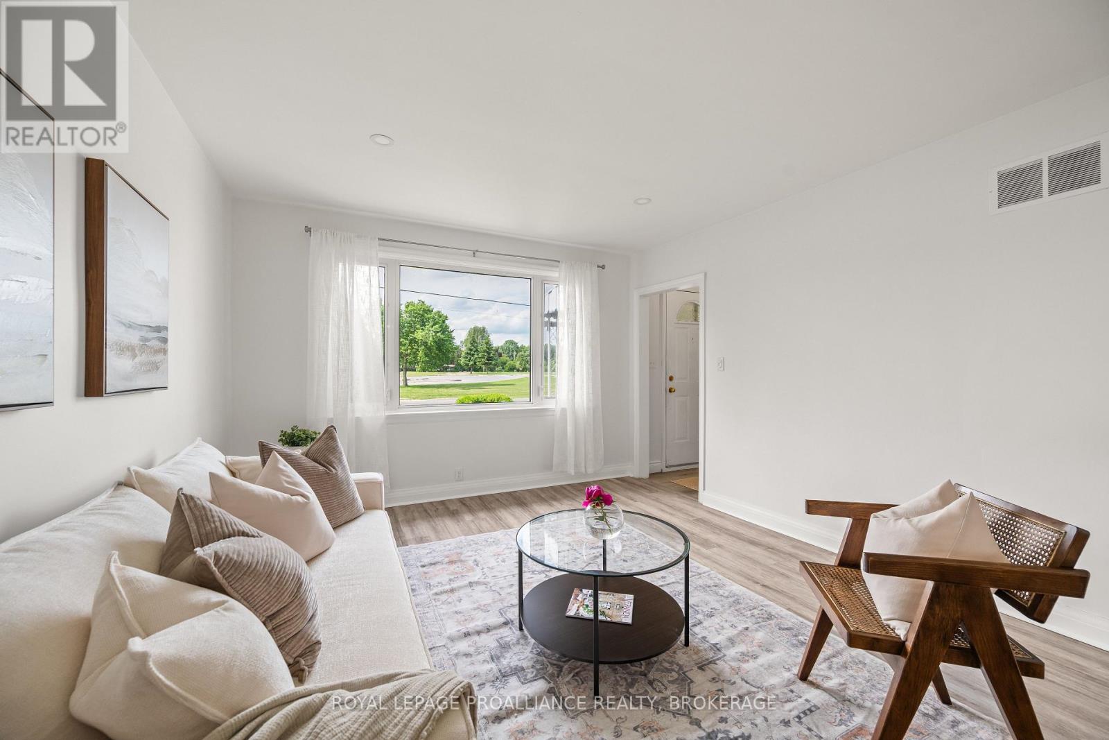 260 ELMWOOD STREET - 13