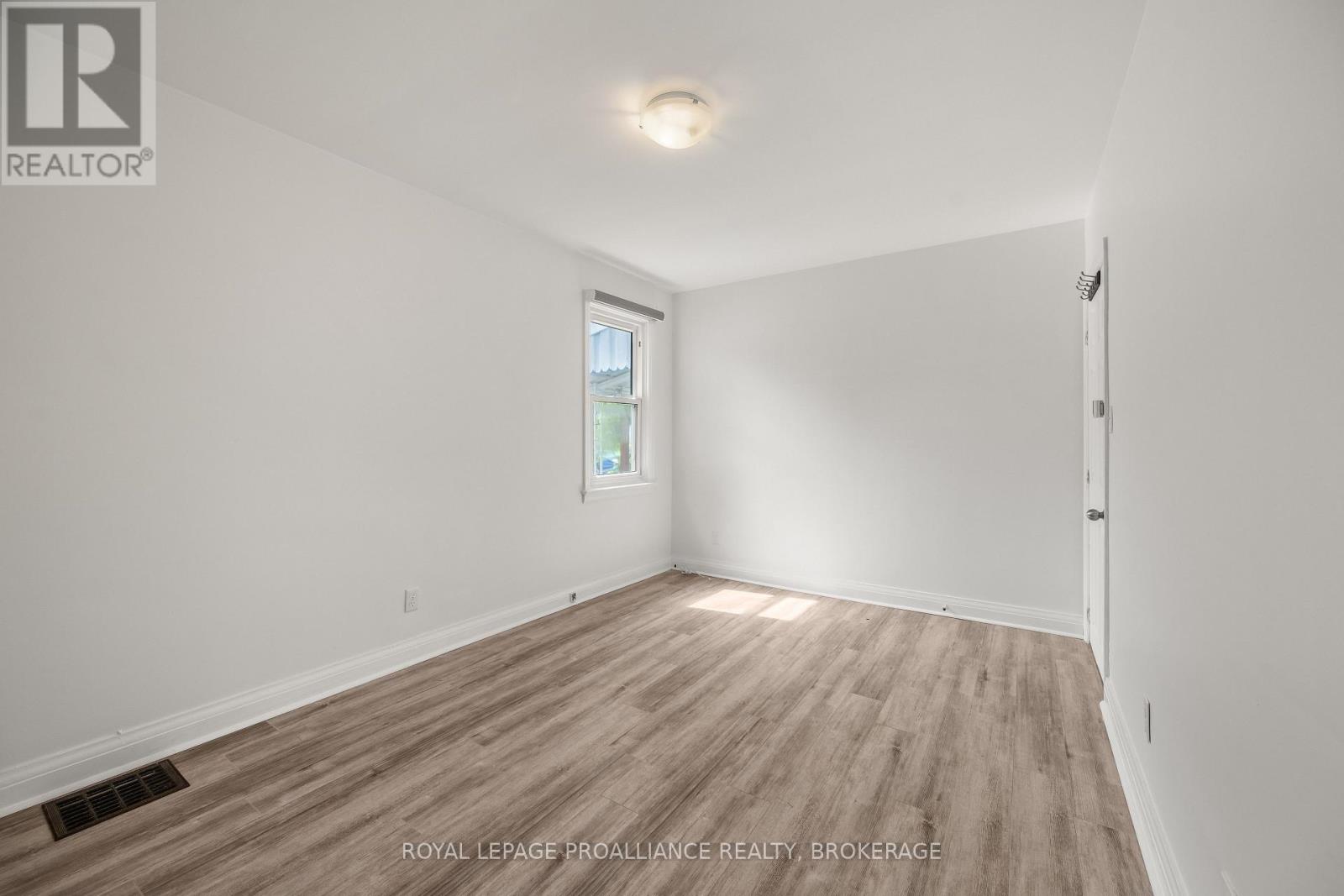 260 ELMWOOD STREET - 21