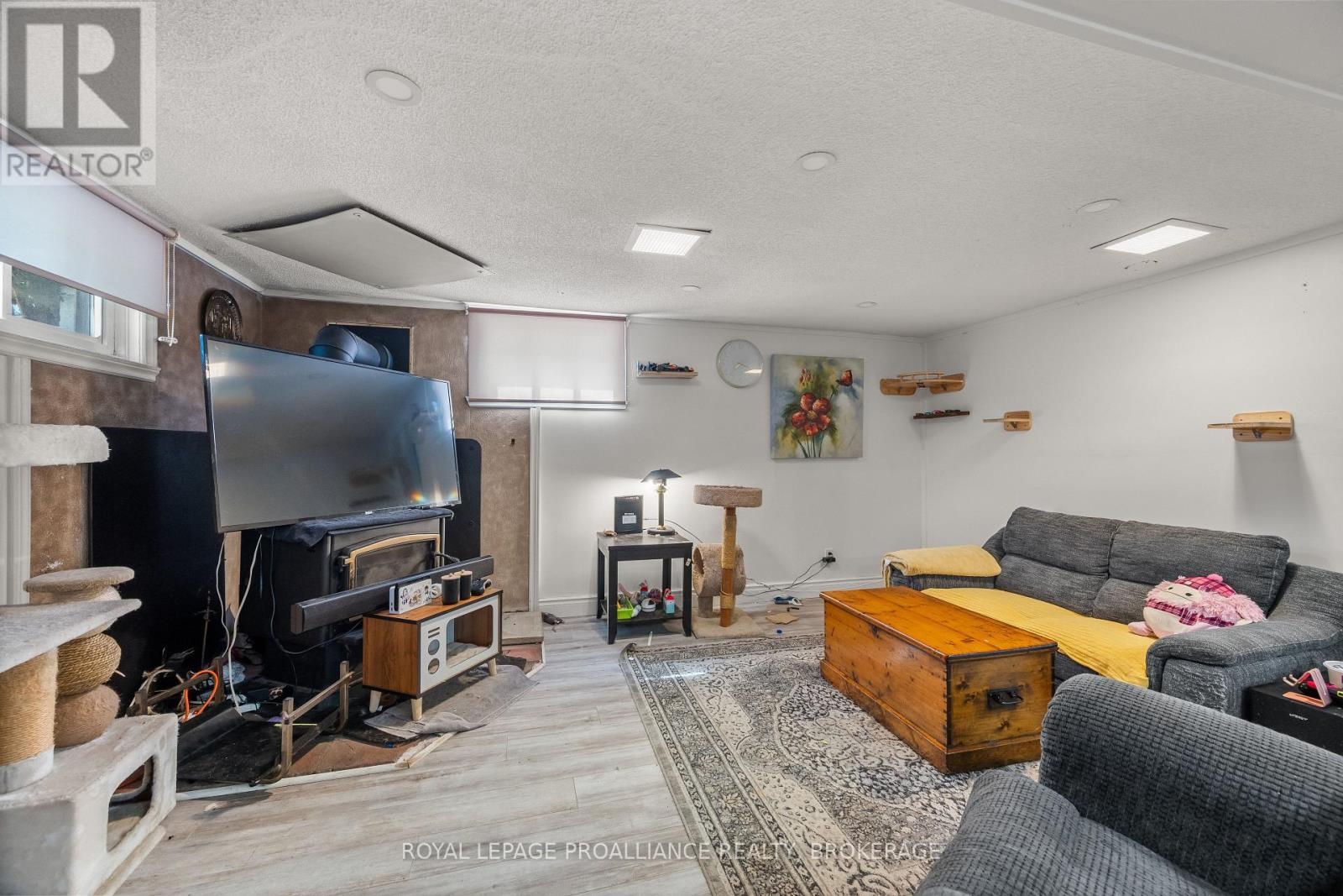 260 ELMWOOD STREET - 23