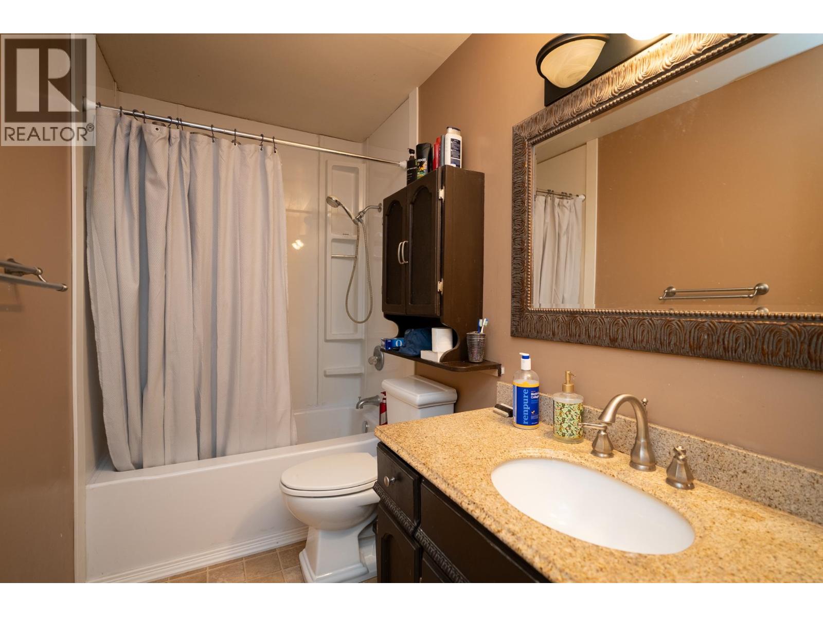 5590 SIMON FRASER AVENUE - 18