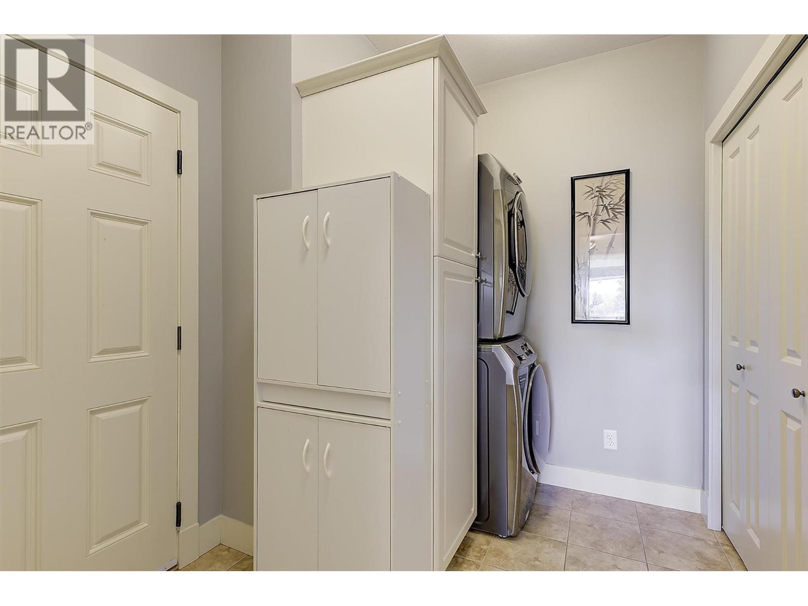2085 Candalera Lane - 32