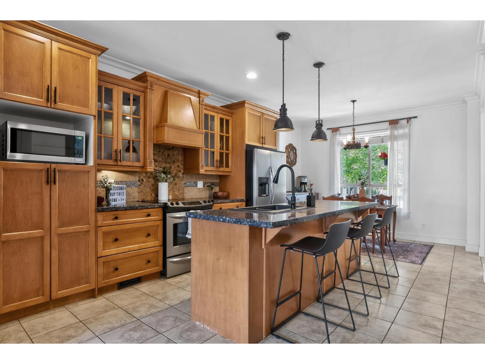 19289 69 AVENUE, Surrey