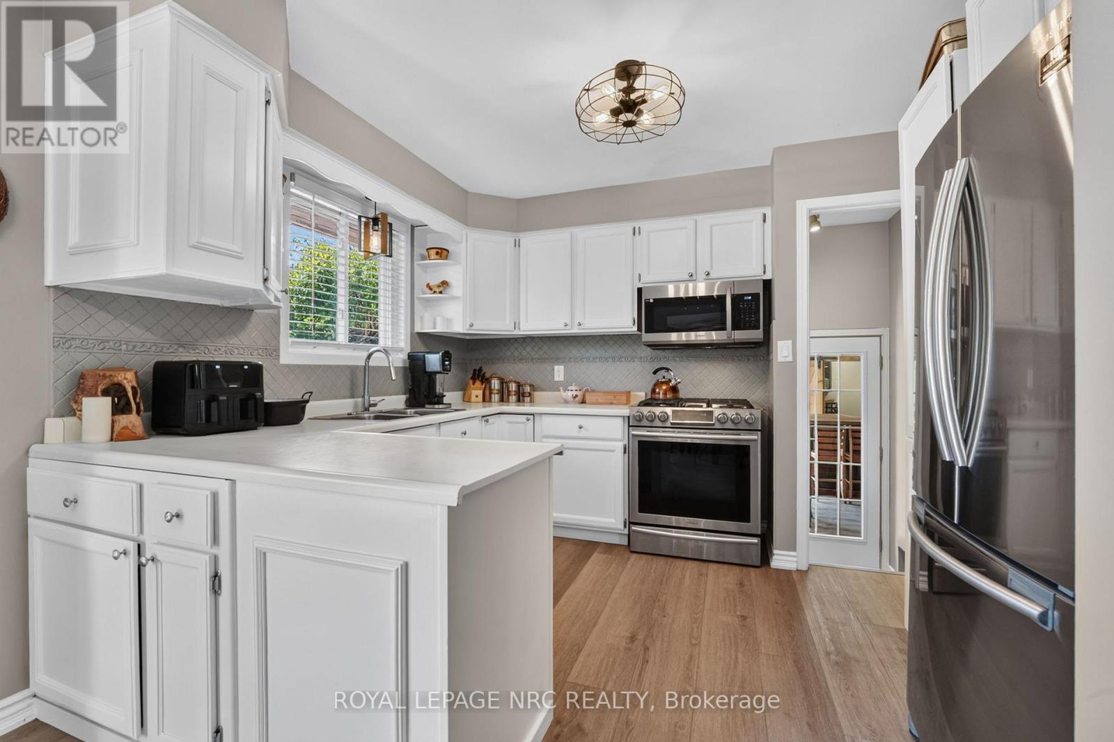 3532 BLACK CREEK ROAD - 25