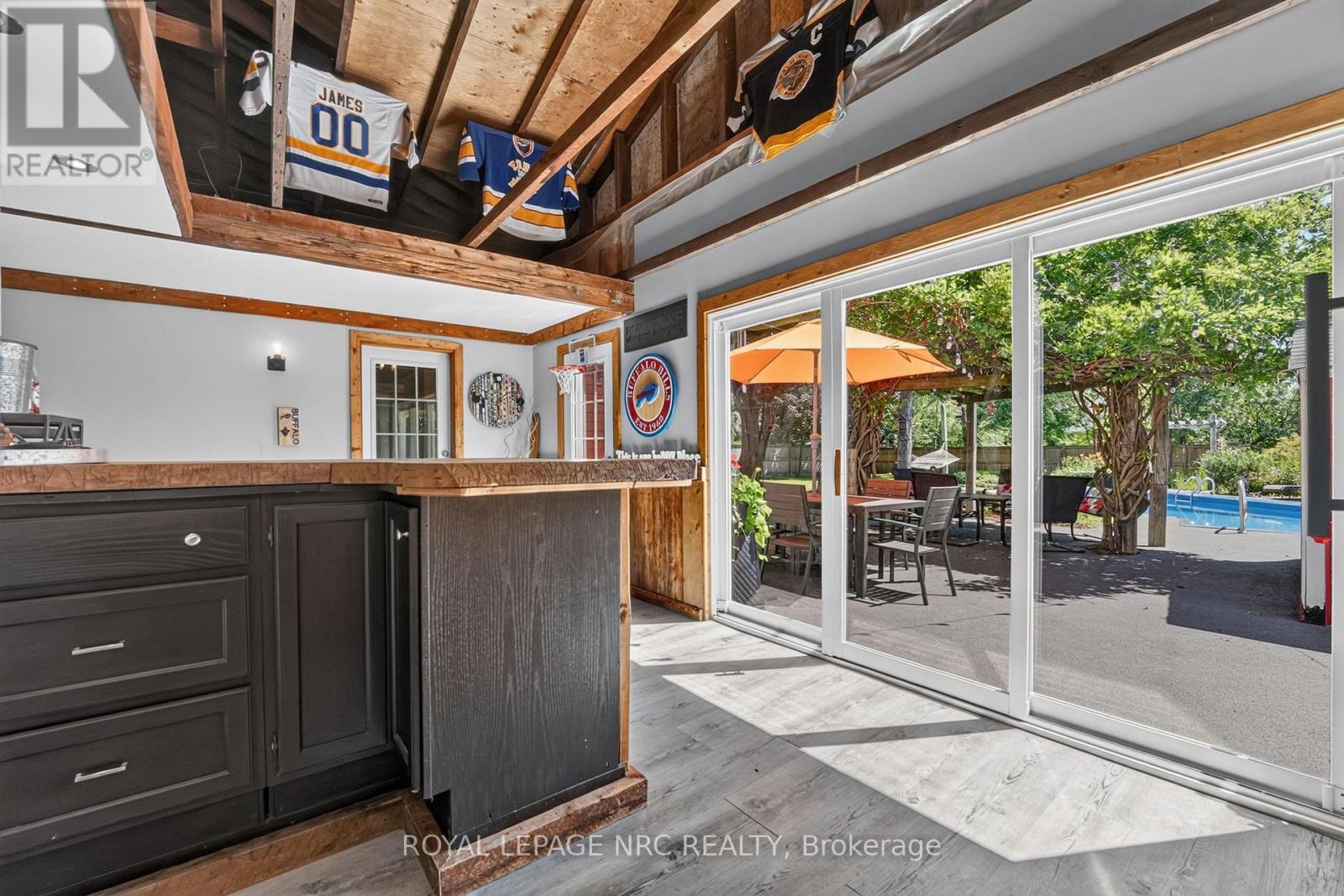 3532 BLACK CREEK ROAD - 40