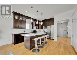 16 Hemlo Crescent, Ottawa, ON K2T1C7 Photo 15