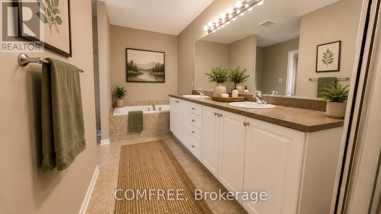 980 HERITAGE DRIVE - 13