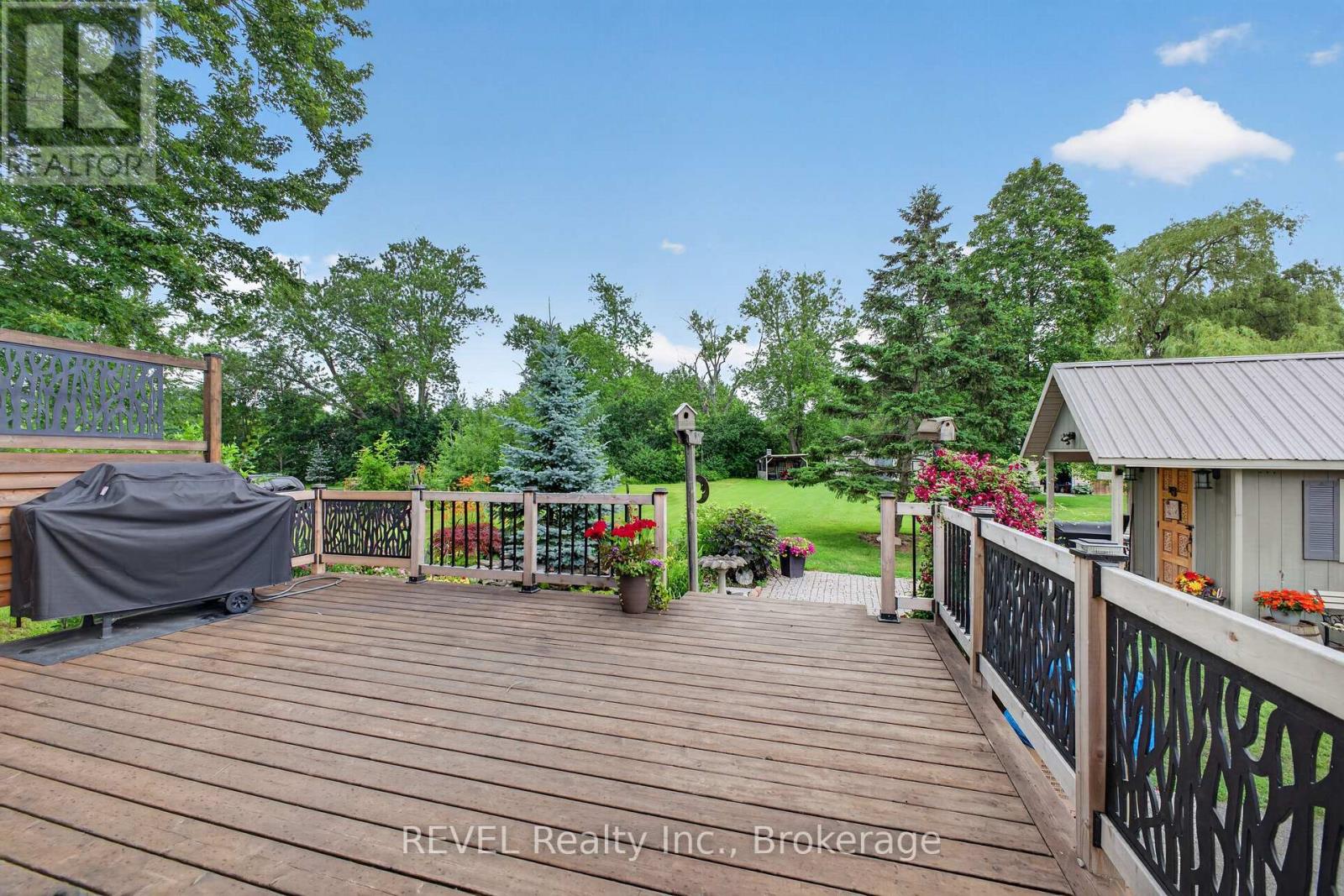 316 LEASK AVENUE - 25