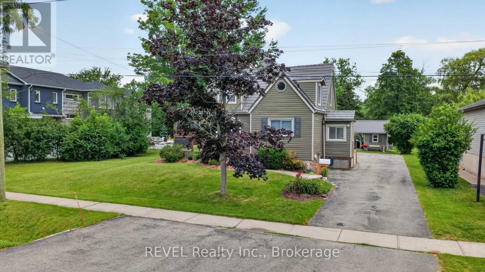 316 LEASK AVENUE - 3