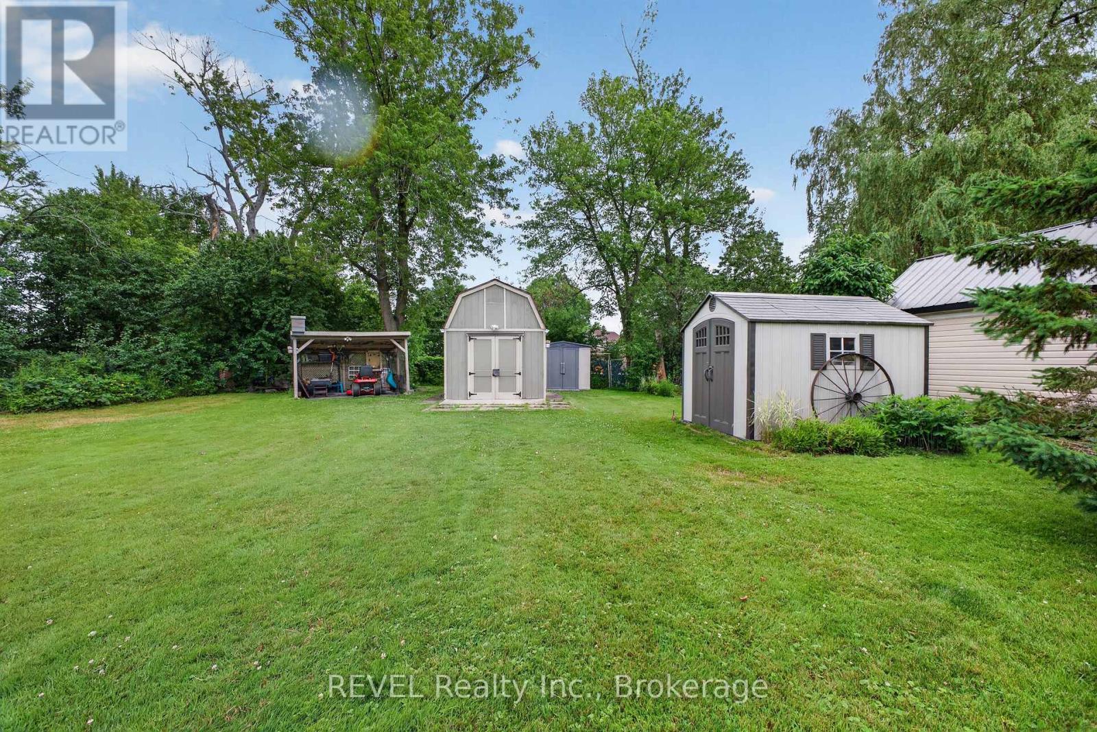 316 LEASK AVENUE - 32