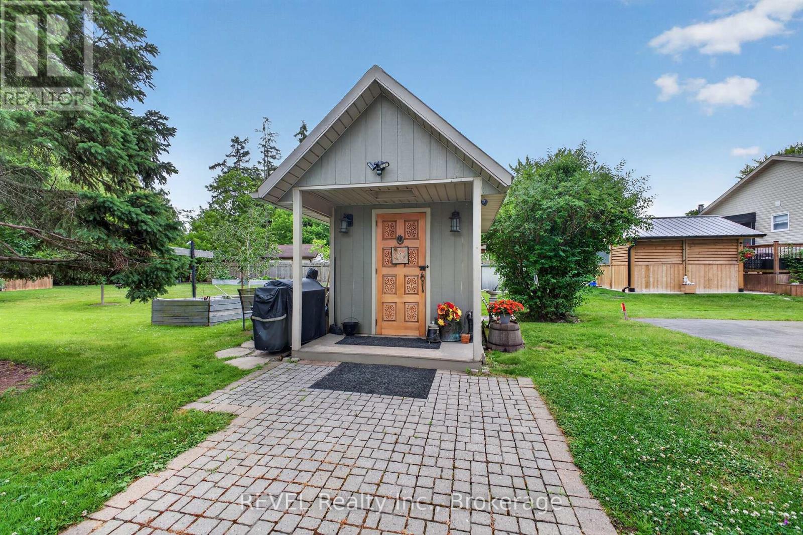 316 LEASK AVENUE - 33