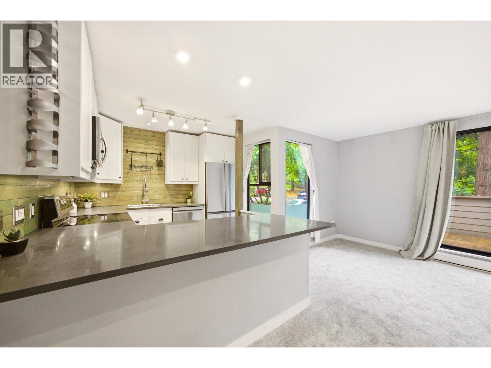 201 9132 CAPELLA DRIVE, Burnaby