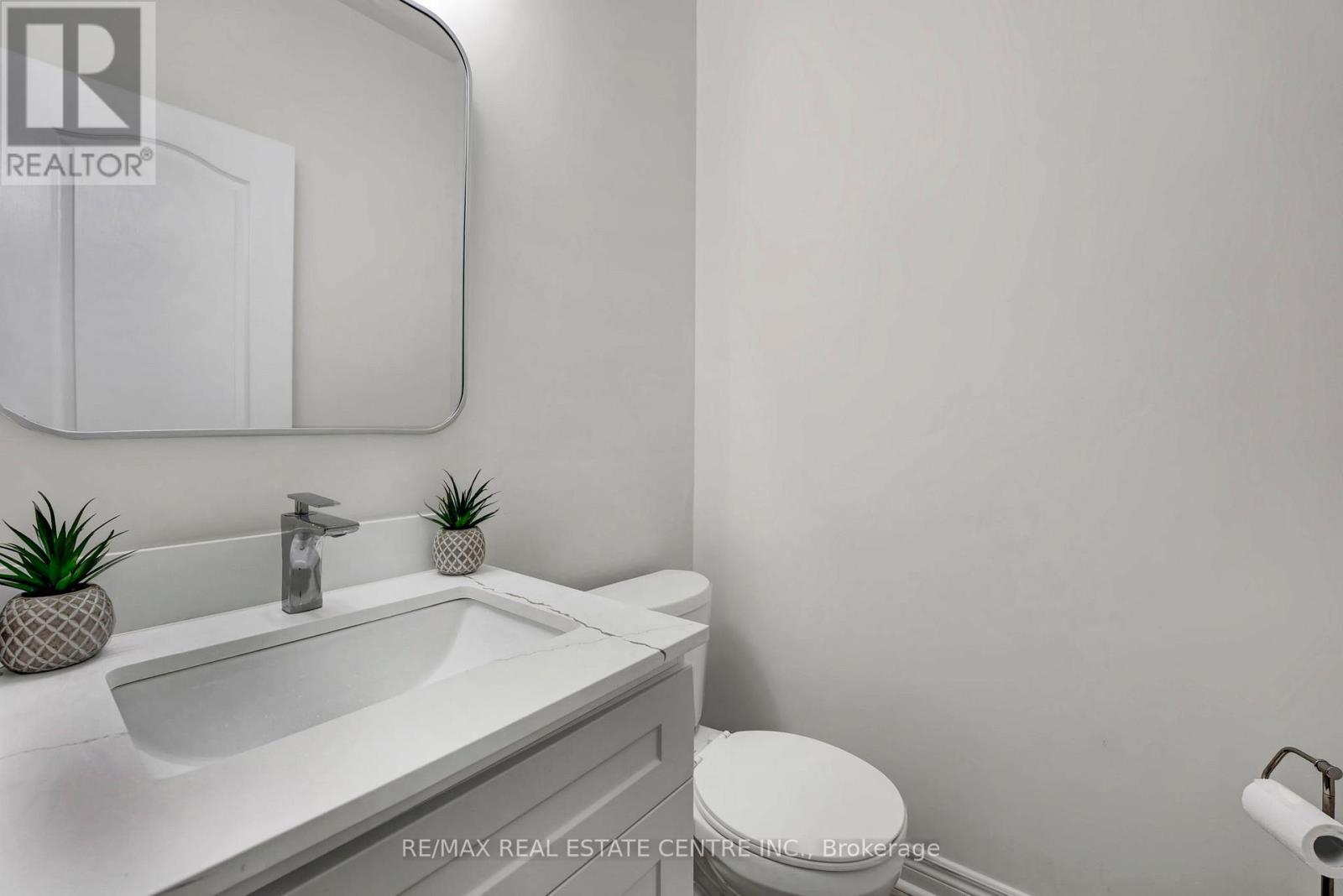 25 SHEDIAC ROAD - Image 23