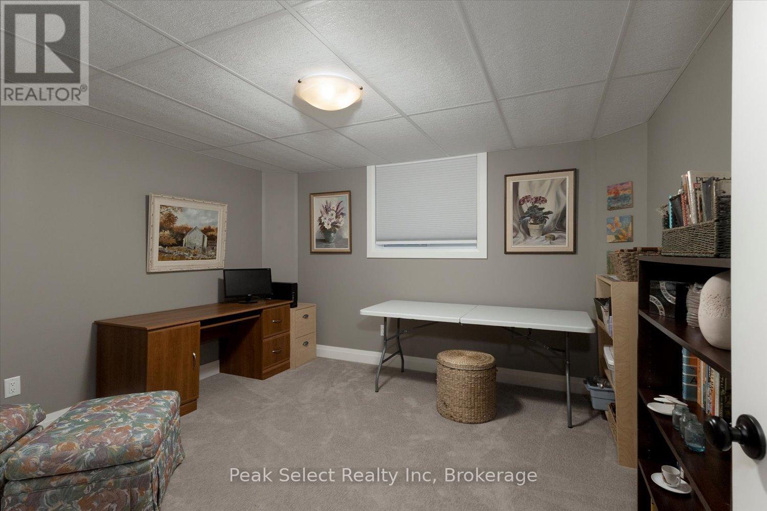 212 ST. MARIA STREET - 34