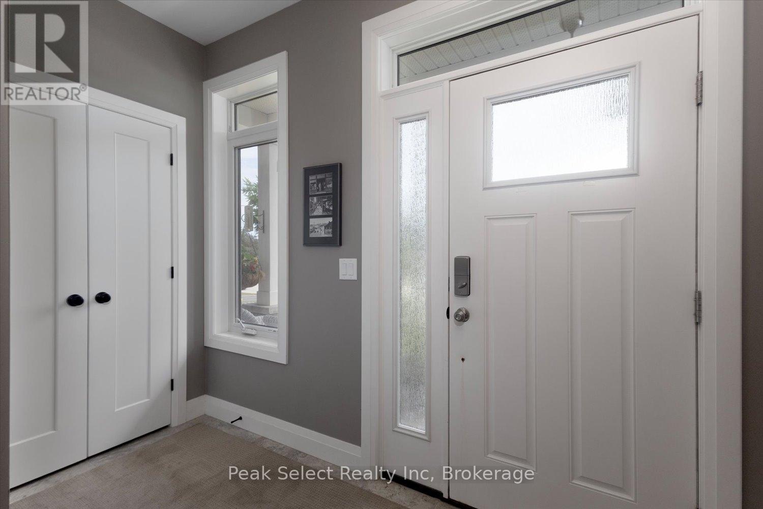 212 ST. MARIA STREET - 5