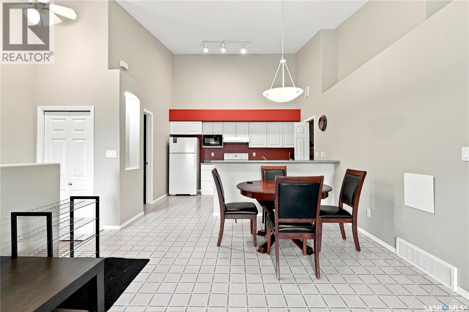 #203F 141 105th STREET W - 7